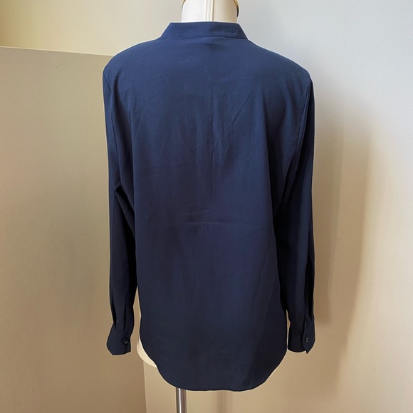 BANANA REPUBLIC Semi-Sheer Navy Button Down Blouse | Size Medium - Picture 6 of 8